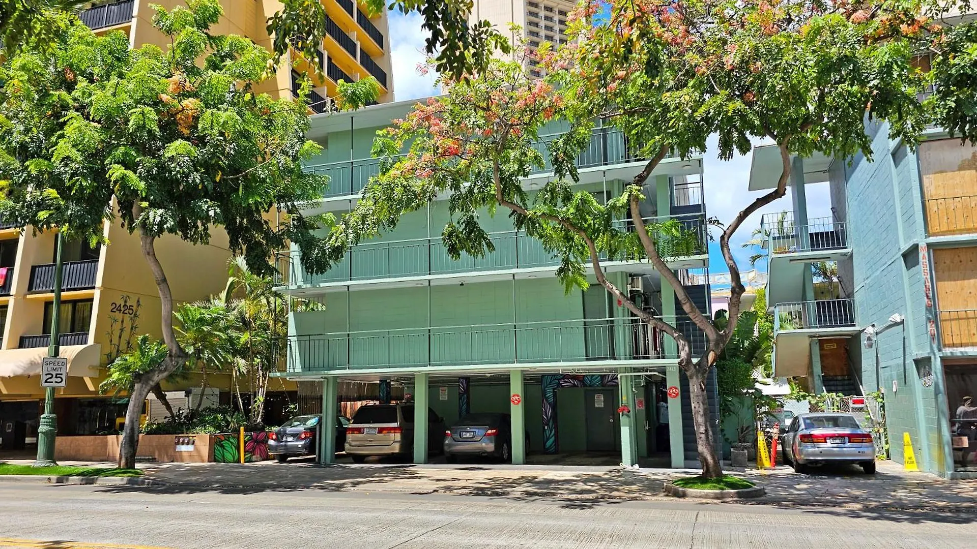 Appartement 2413 Kuhio à Honolulu 0*,